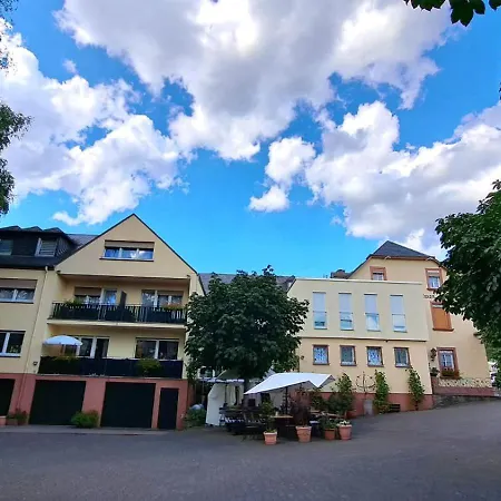 Landgasthof Simon 2*
